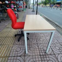 Bàn Làm Việc Chân Sắt BLVCS03