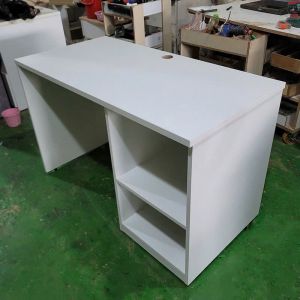 Bàn Làm Việc Gỗ BLVG04.jpg