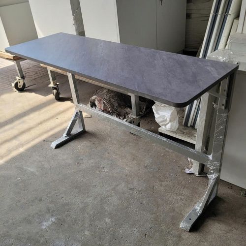 Bàn Làm Việc  Chân Sắt Gấp Gọn BLVCS05.jpg